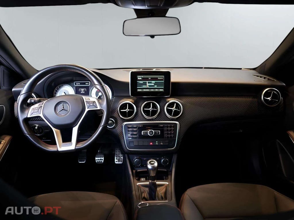 Mercedes-Benz A 180 d AMG 