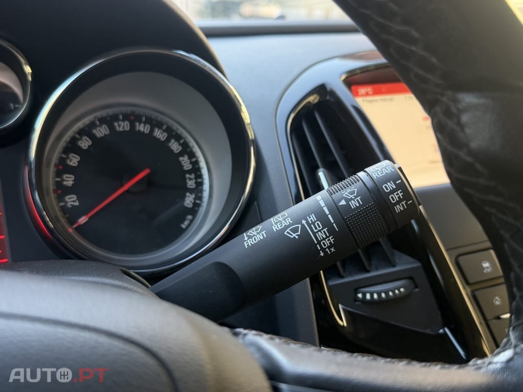Opel Astra 1.6 CDTi
