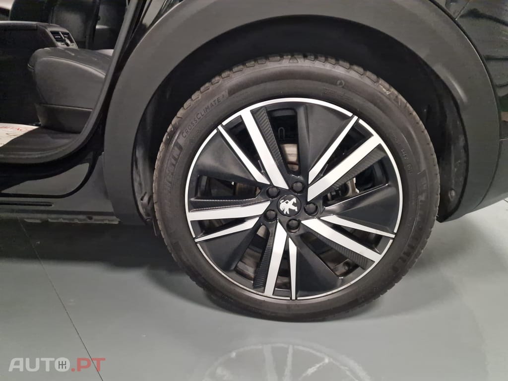 Peugeot 3008 1.6 Hybrid4 GT Line e-EAT8