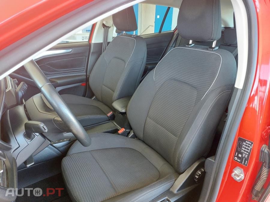 Ford Focus SW 1.5 TDCi EcoBlue Titanium