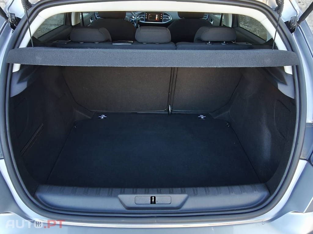 Peugeot 308 1.6 BlueHDi Style