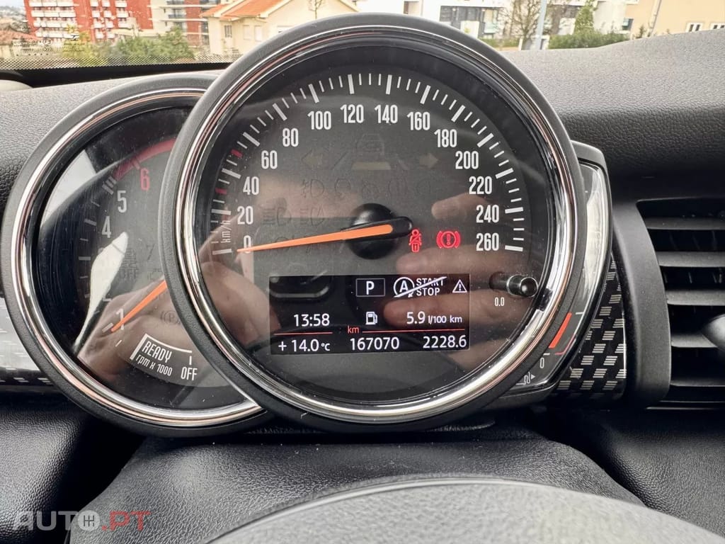 MINI Cooper Cooper SD Auto