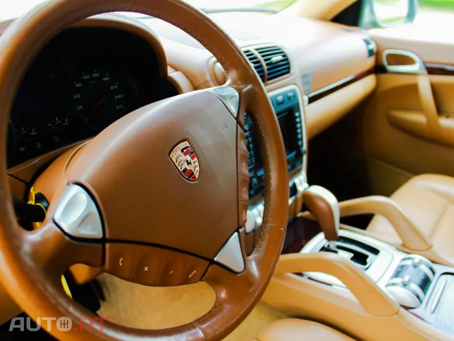 Porsche Cayenne Tiptronic