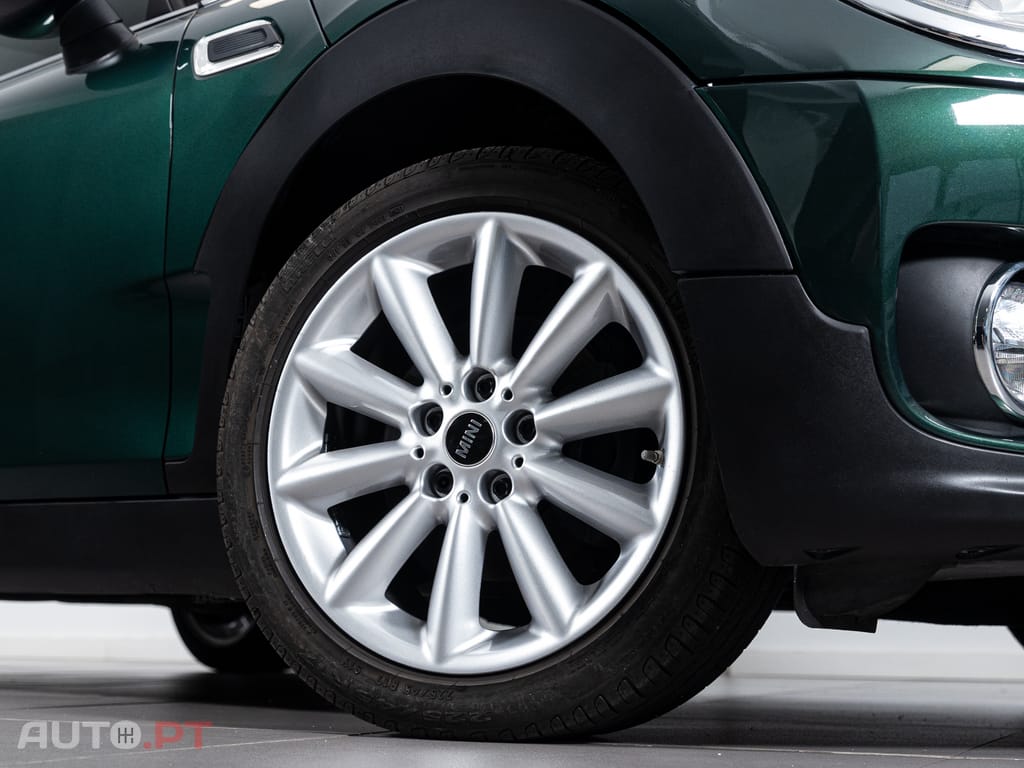 MINI Clubman One D Pack Chili II