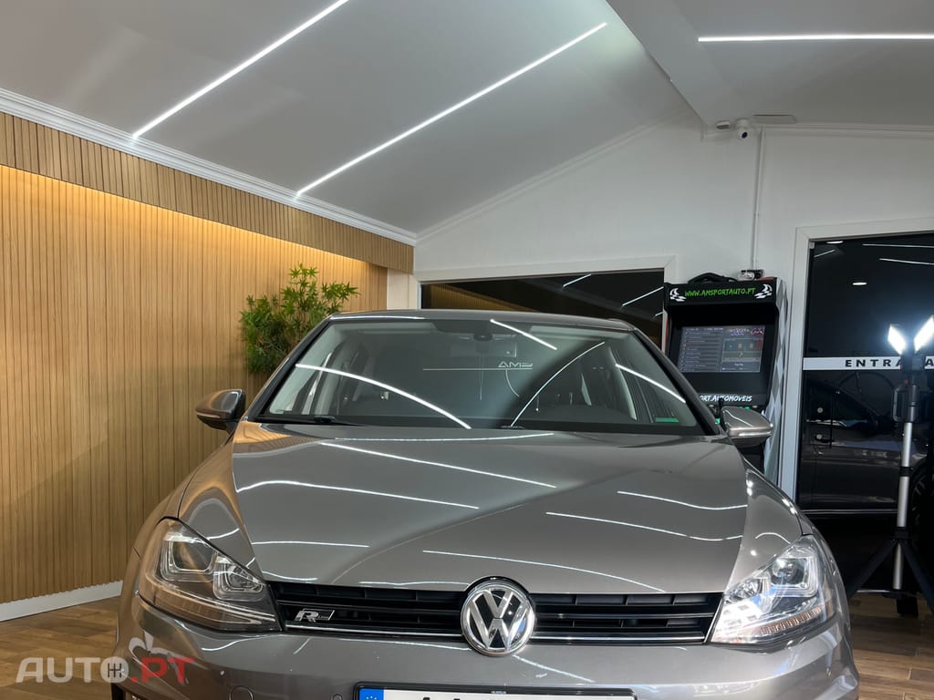 Volkswagen Golf 1.6 TDi R-Line