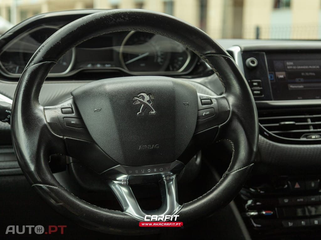 Peugeot 2008 1.6 e-HDi Allure