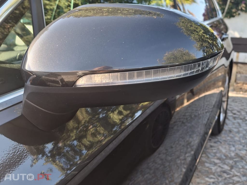Volkswagen Passat R line