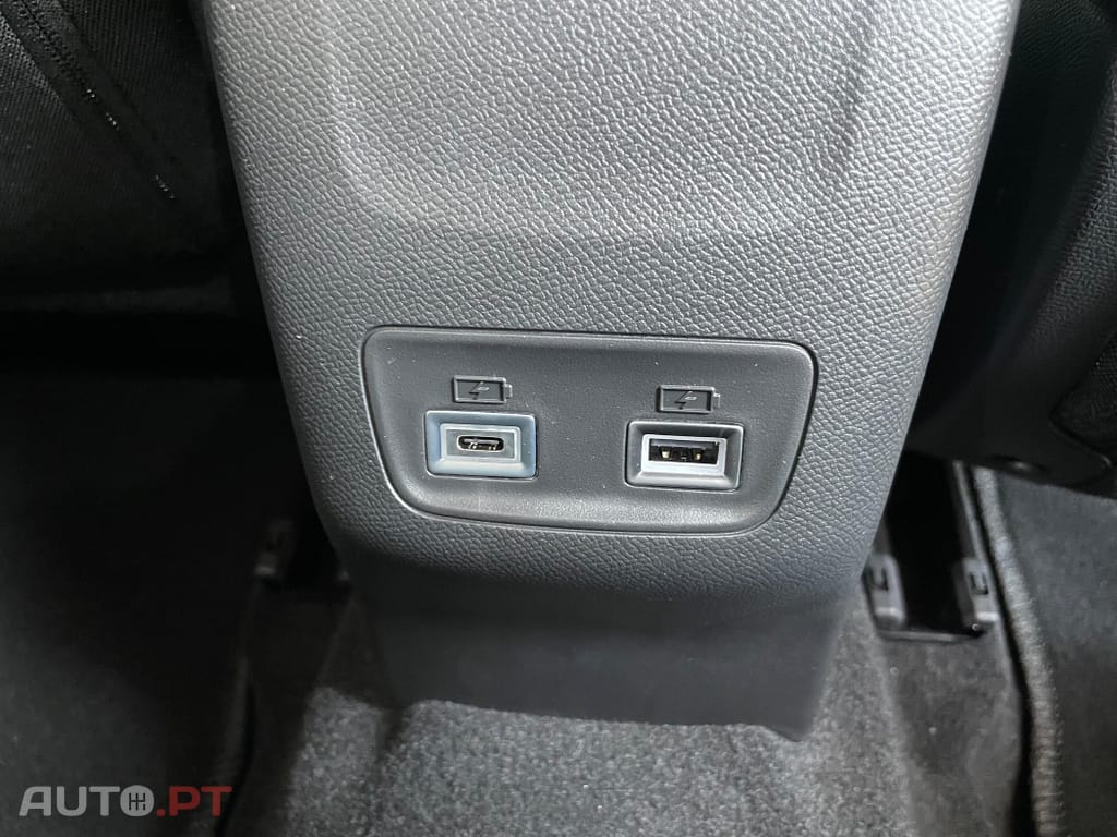 Peugeot 2008 1.2 PureTech Active Pack