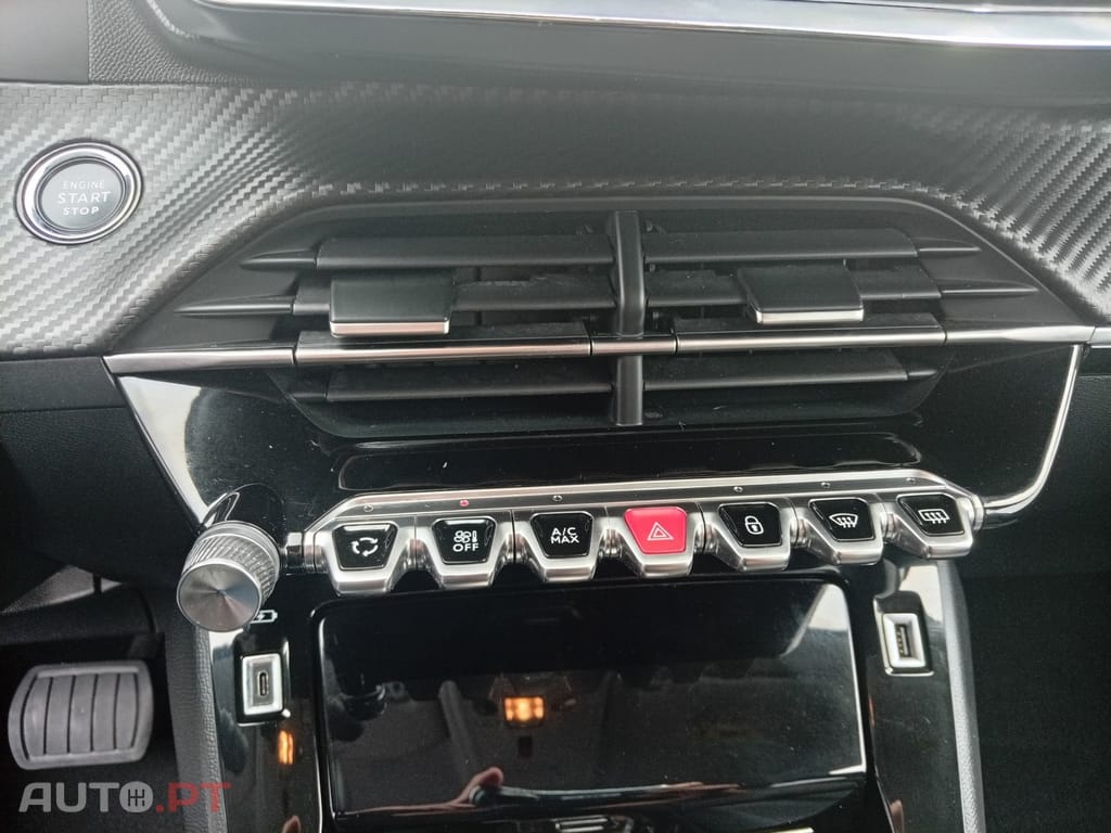 Peugeot E-208 50 kWh Allure