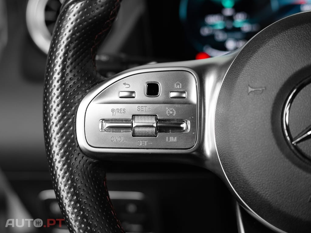 Mercedes-Benz GLA 250 e AMG Line