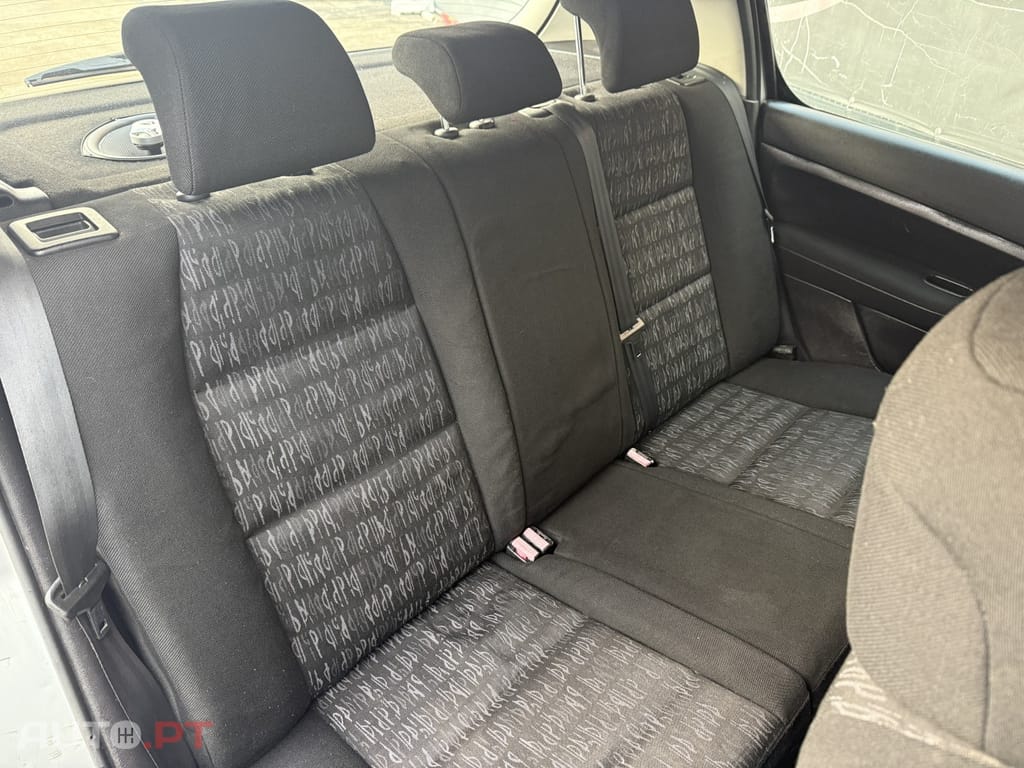 Peugeot 307 1.4 16V Navtech