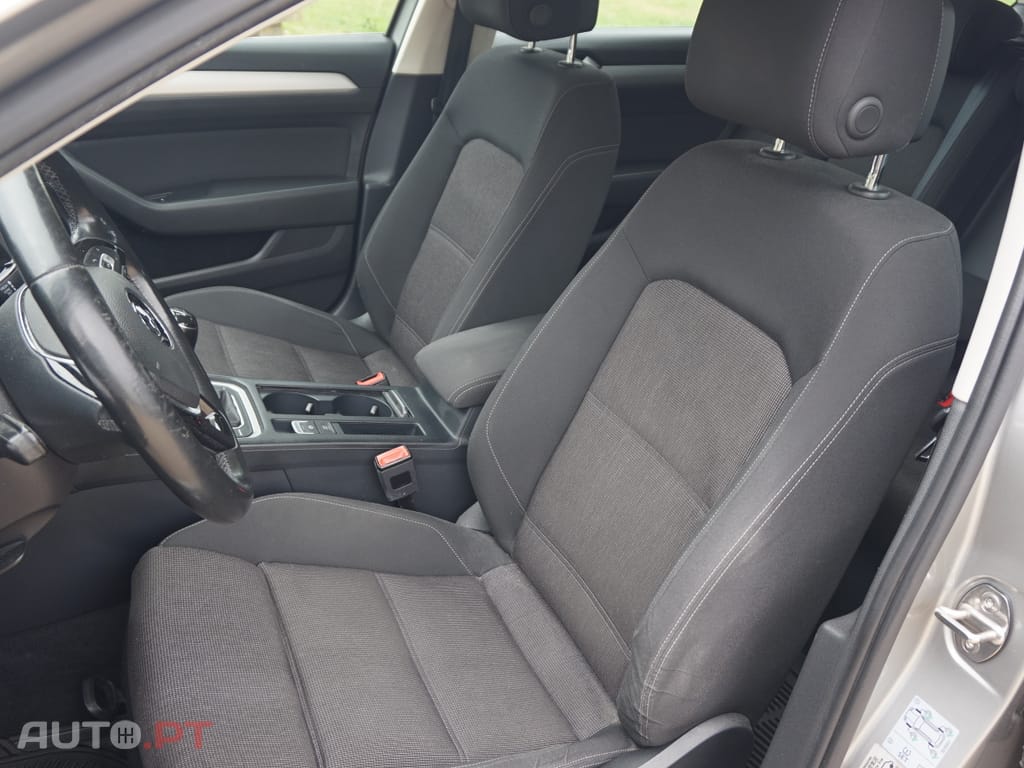 Volkswagen Passat Variant Confortline 1.6 TDI