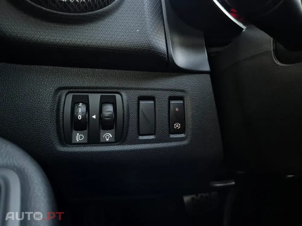 Renault Clio Sport Tourer (Energy) dCi 90 EDC Bose Edition