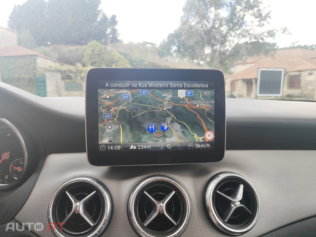 Mercedes-Benz CLA 180 d Urban