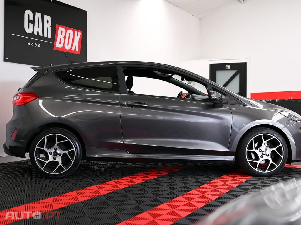 Ford Fiesta 1.5 EcoBoost S&S ST X