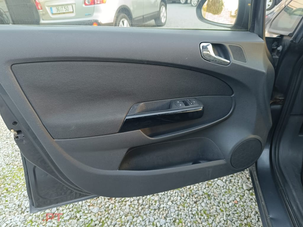 Opel Corsa 1.2 Enjoy