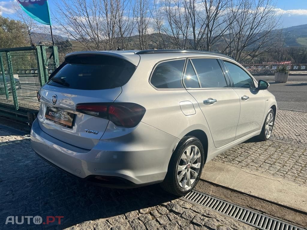 Fiat Tipo 1.3 M-Jet Lounge Tech J17