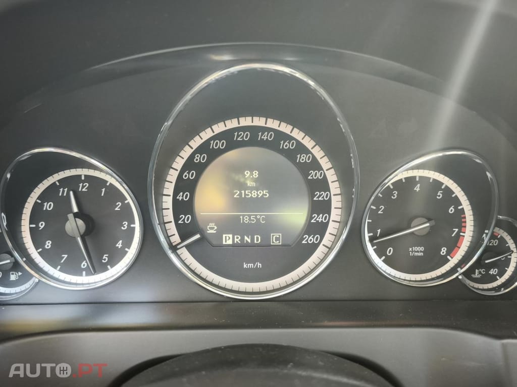 Mercedes-Benz E 250 CGI AMG LINE