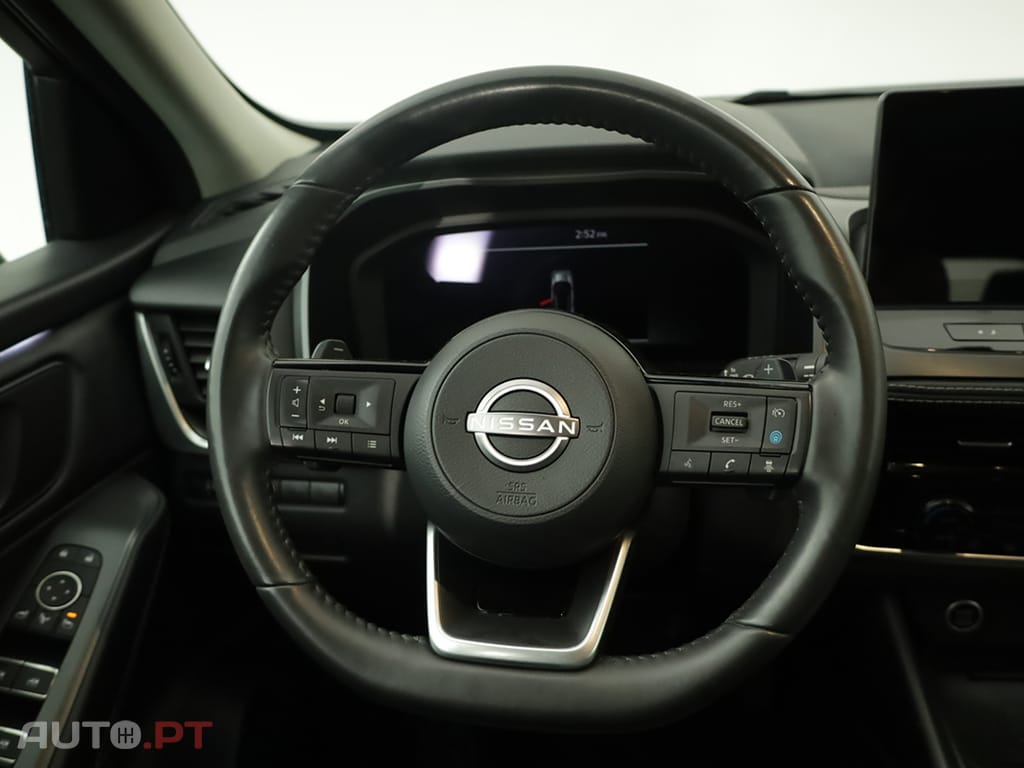 Nissan Qashqai Qashqai 1.3 DIG-T N-Connecta LED Xtronic