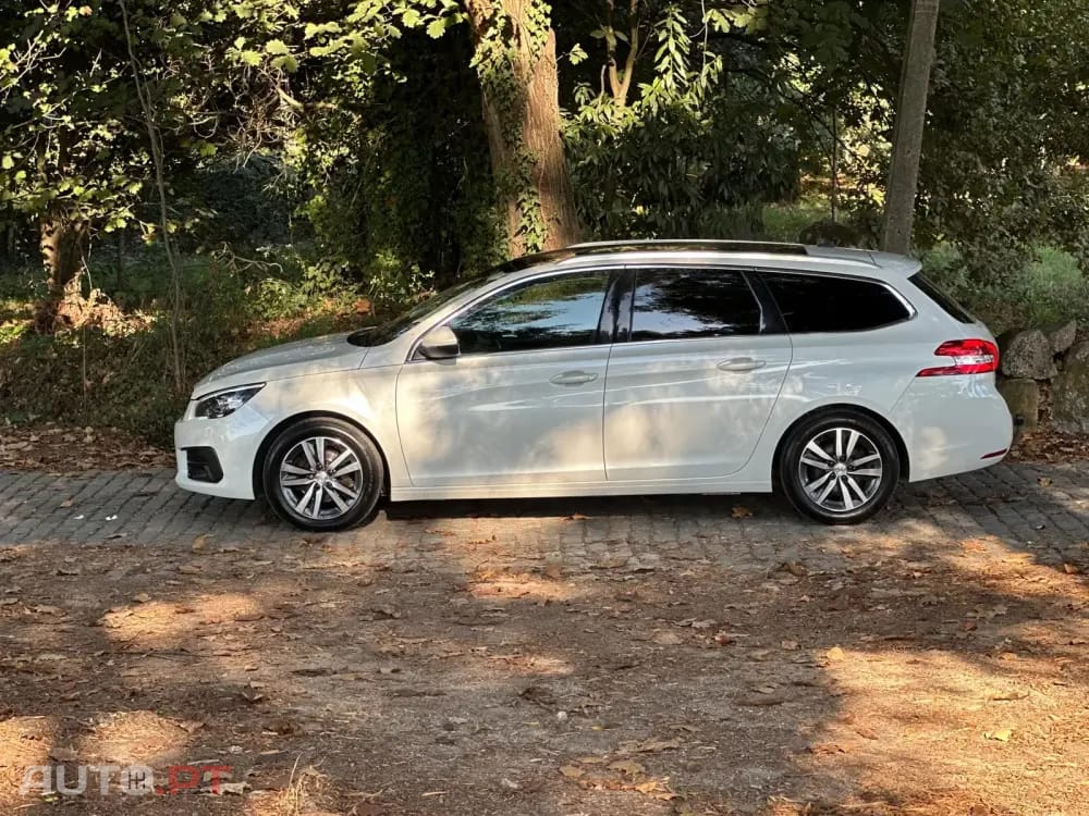 Peugeot 308 1.5 BlueHDi Allure