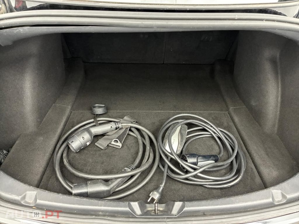 Tesla Model 3 Standard Range Plus RWD