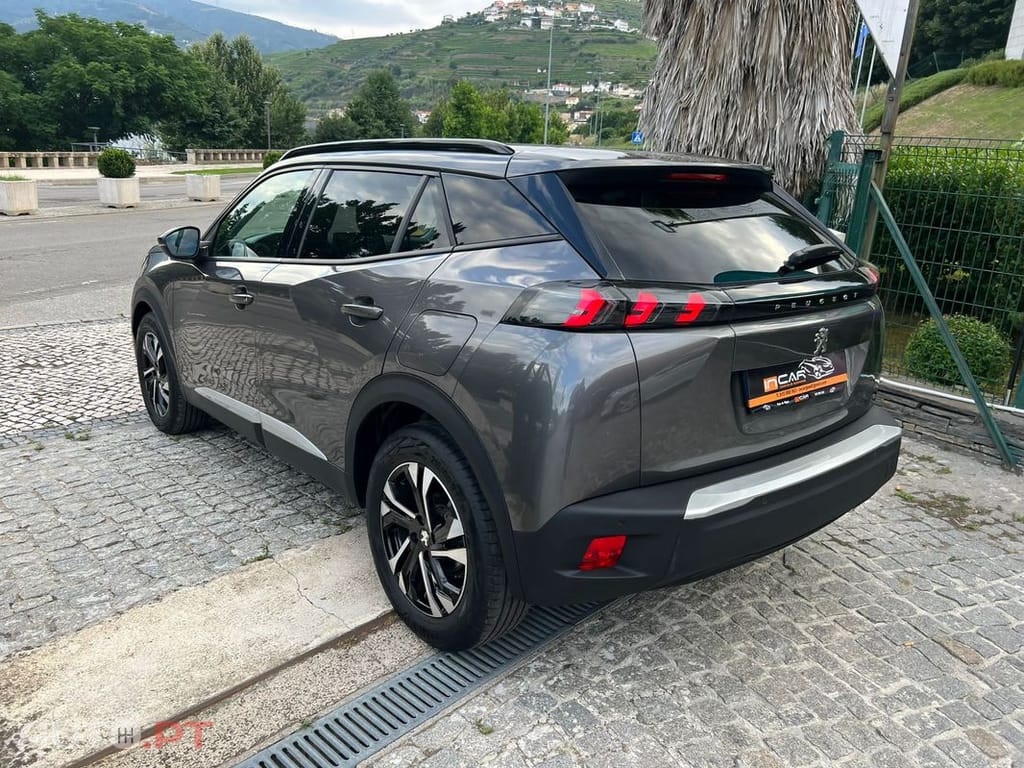Peugeot 2008 LOUNGE  S&S