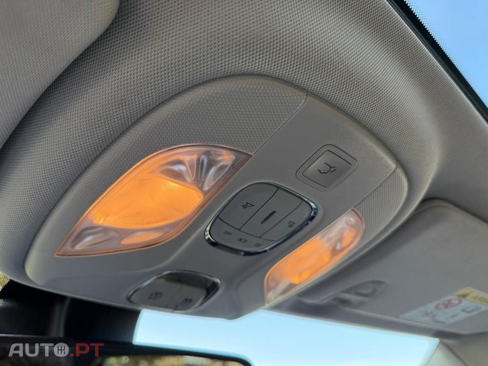 Jeep Compass 1.3 T-GDI 4xe PLUG-IN HYBRID Auto First Edition Urban