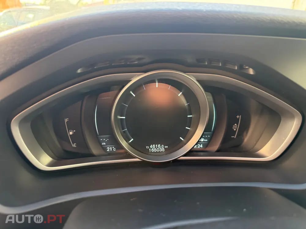 Volvo V40 1.6 D2 R-Design Momentum