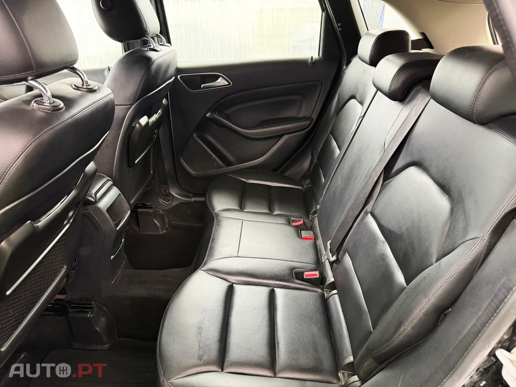 Mercedes-Benz B 180 Bluefficiency