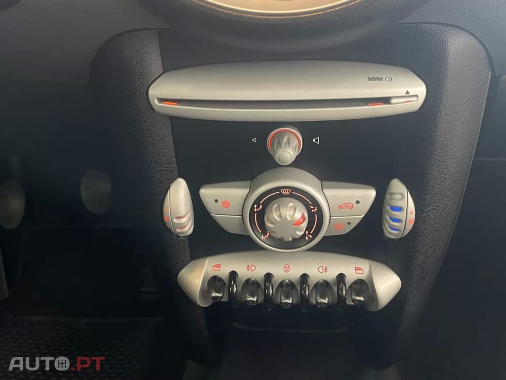 MINI One D - Black Details JLL 17