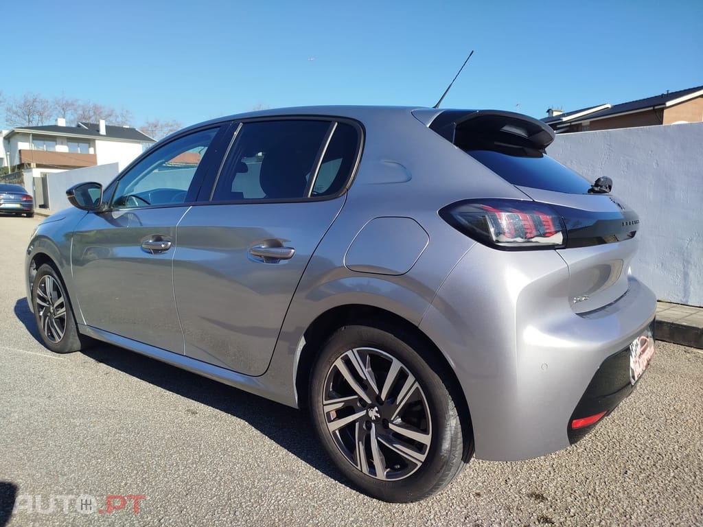 Peugeot 208 1.2 PureTech Allure Pack
