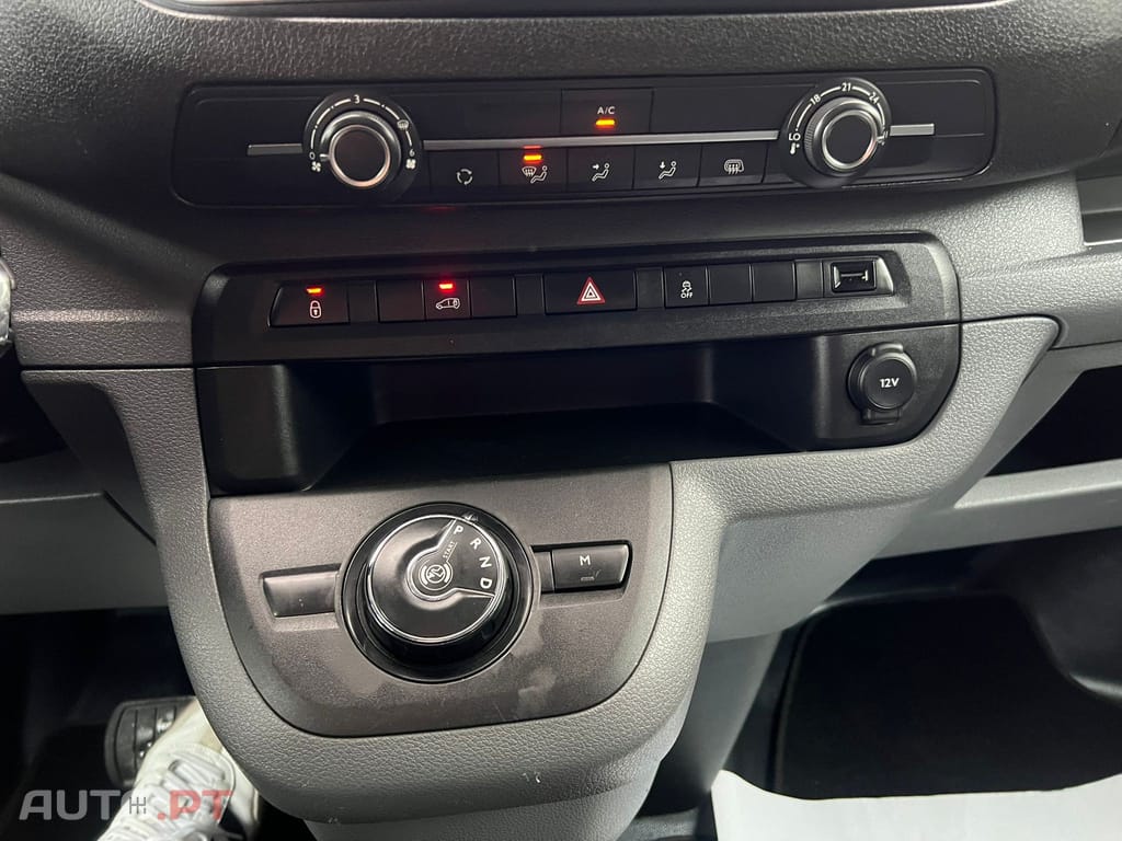 Peugeot Expert 2.0 BlueHDi L2H1 Premium Standard EAT8