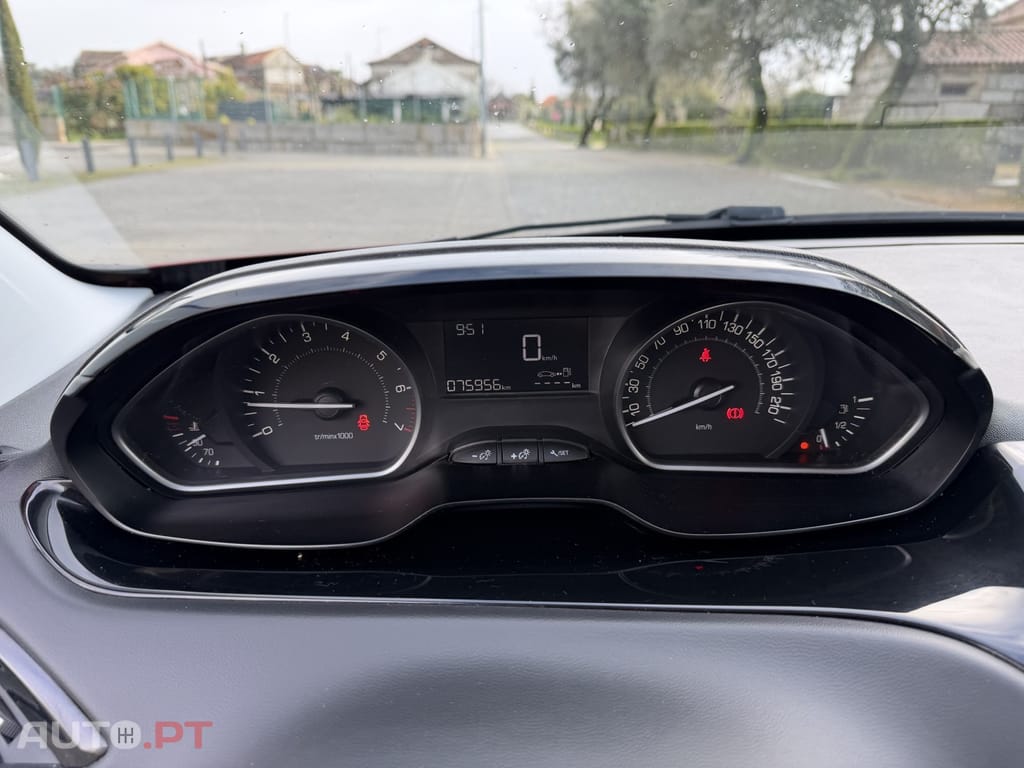 Peugeot 208 1.2 PureTech Active