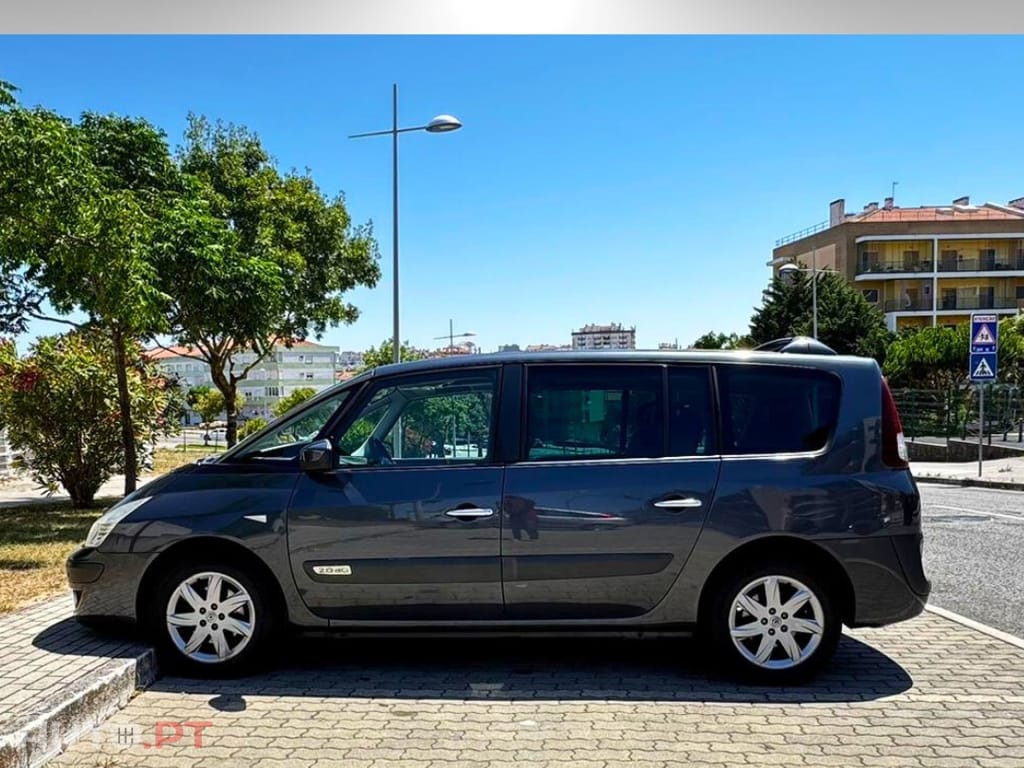 Renault Espace 2.0 dCi Family 7L