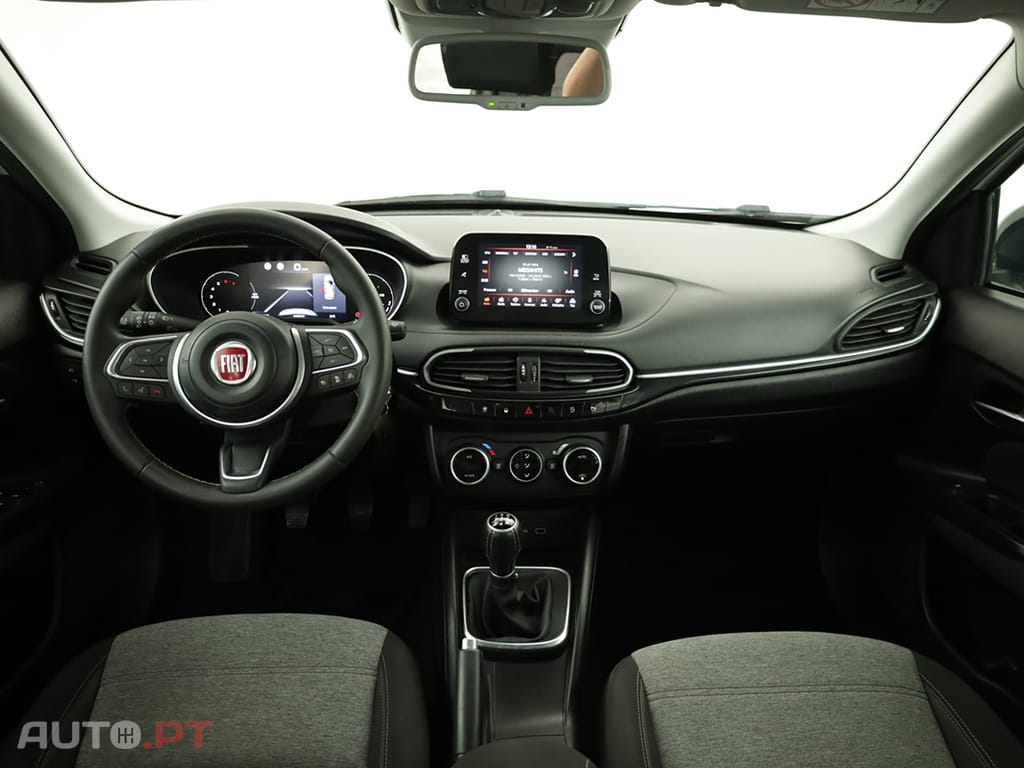 Fiat Tipo Tipo 1.0 GSE T3 Cross