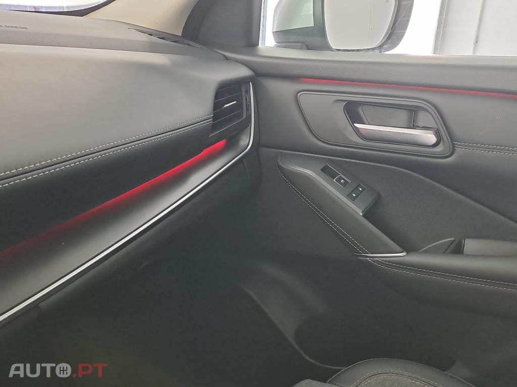 Nissan Qashqai 1.3 DIG-T N-Connecta LED