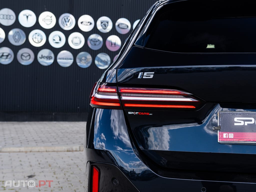 BMW i5 eDrive40 Pack Desportivo M Pro
