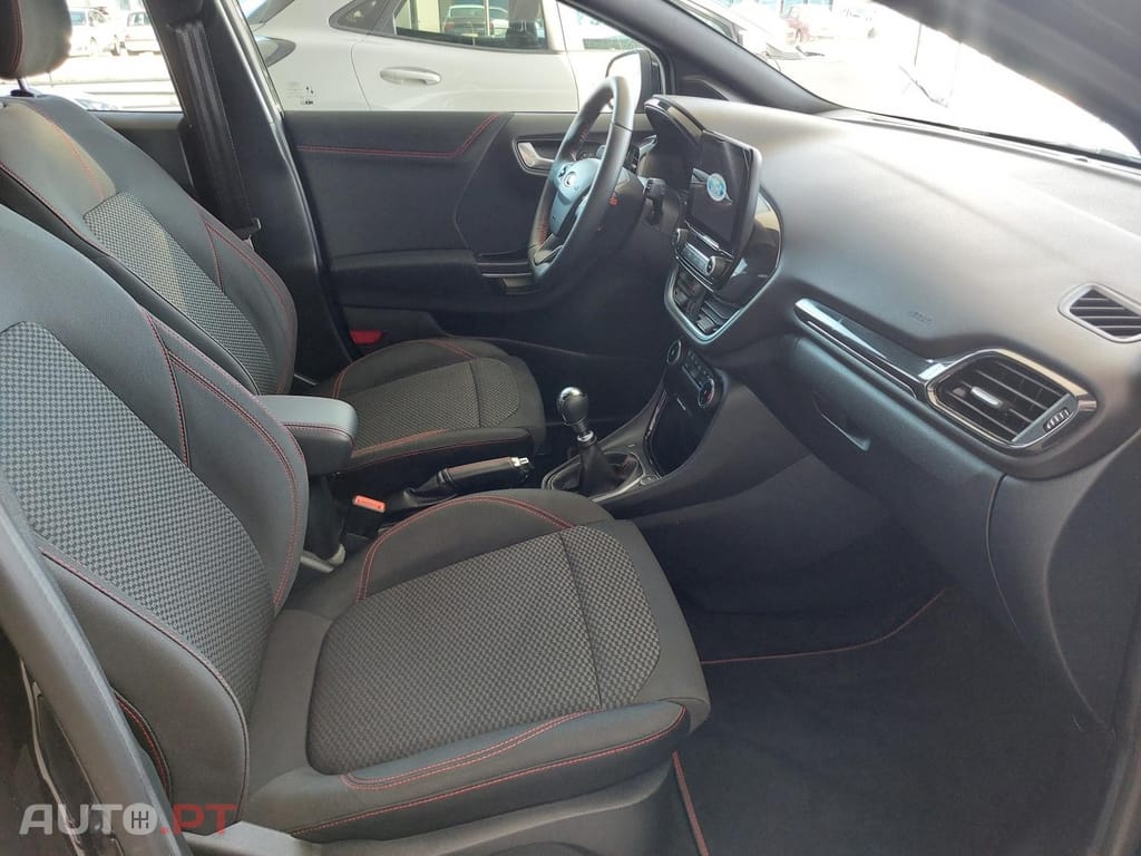 Ford Puma 1.0 EcoBoost MHEV ST-Line