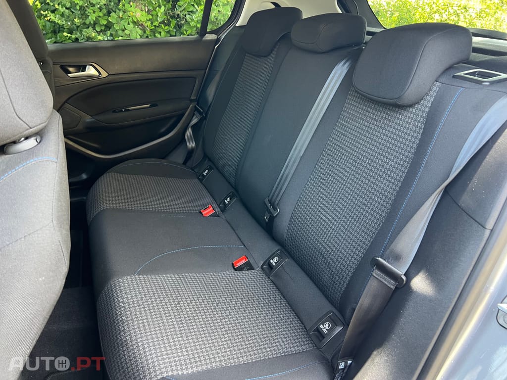 Peugeot 308 1.5 BlueHDi Style