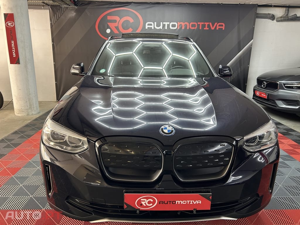 BMW iX3 Inspiring