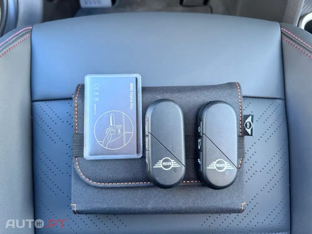 MINI Countryman John Cooper Works Auto