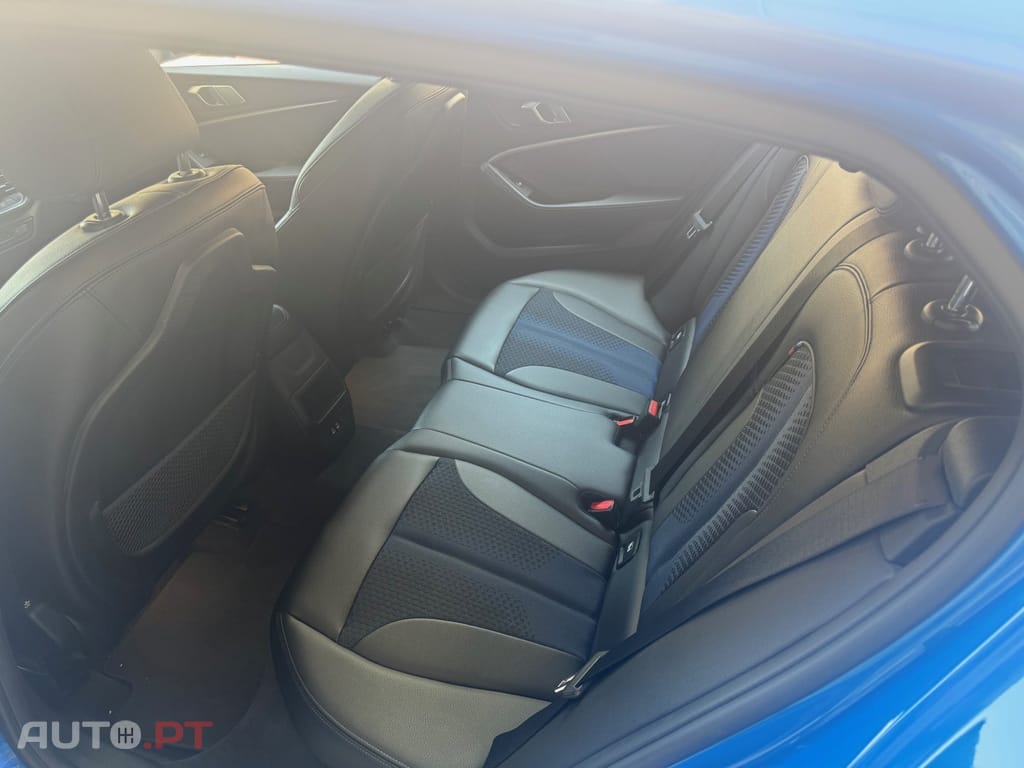 BMW 116 d Pack Desportivo M