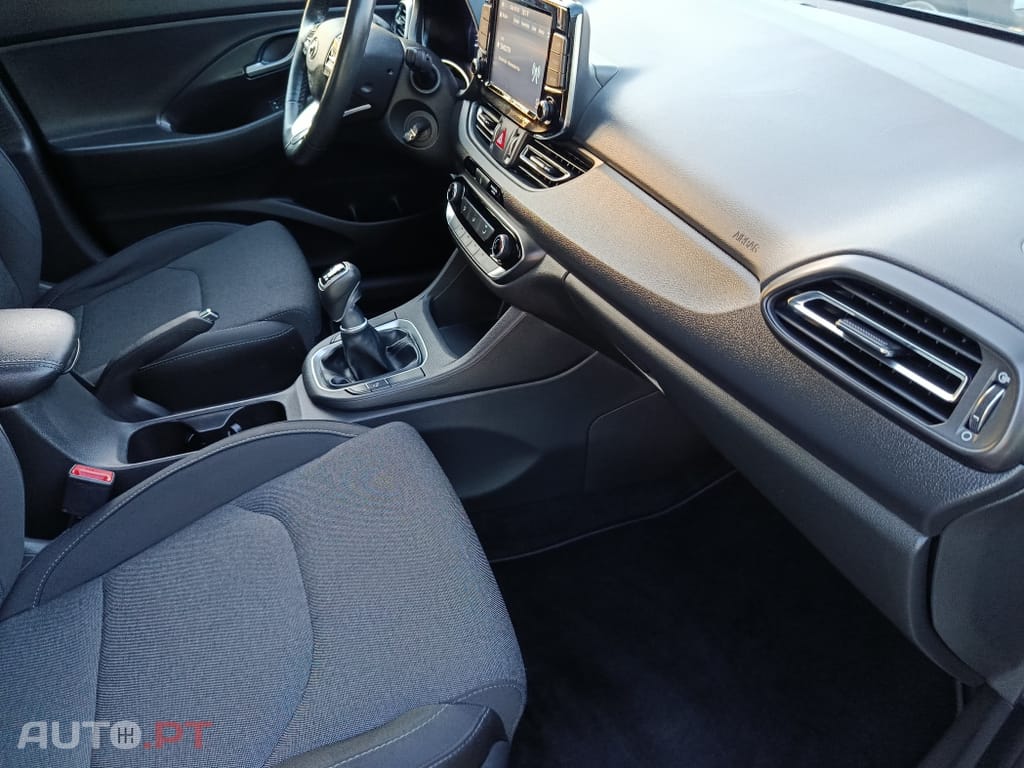 Hyundai i30 1.6 CRDI STyle Plus