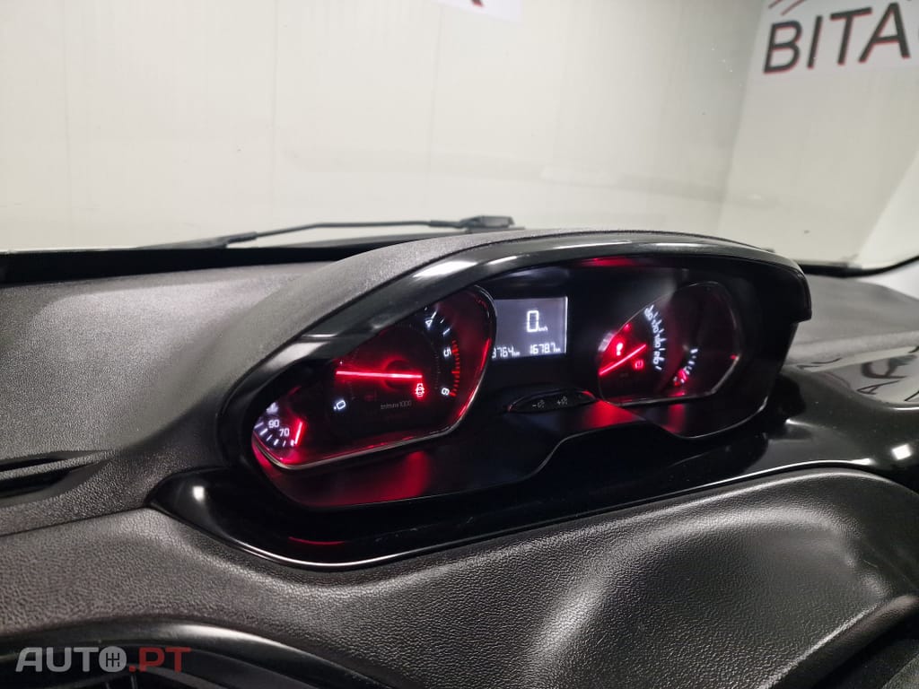 Peugeot 208 1.4 HDi Active