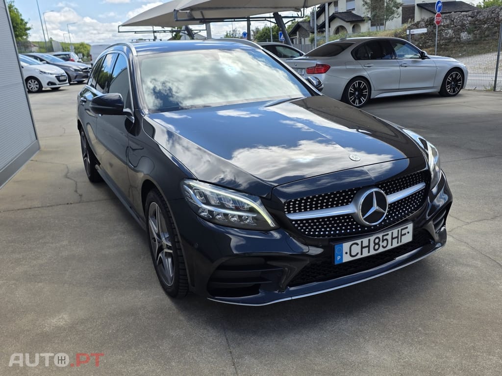 Mercedes-Benz C 300 DE AMG — fotografia 4