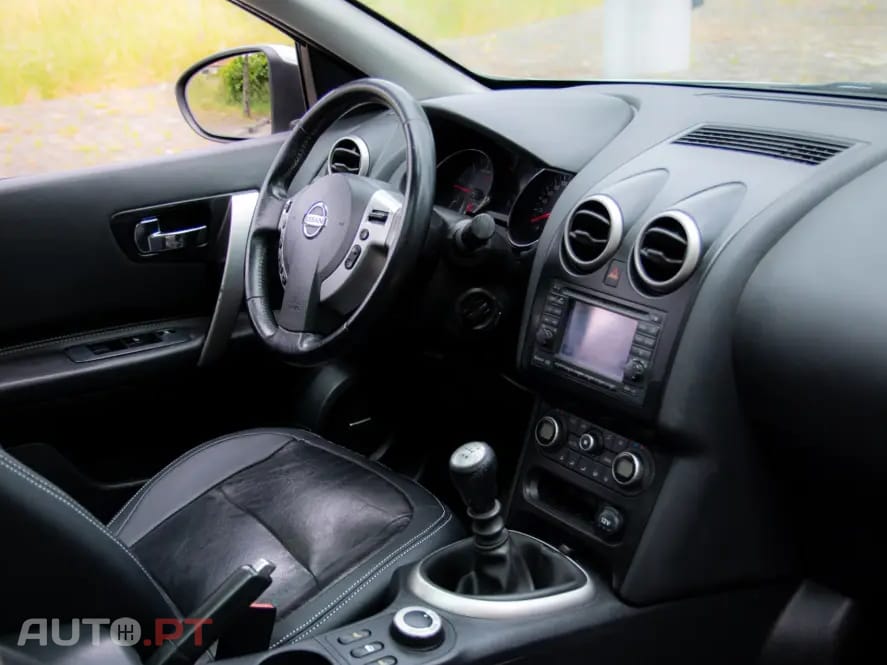 Nissan Qashqai +2 2.0 DCi PREMIUM Sport