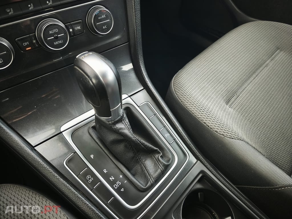 Volkswagen Golf Variant 1.6 TDi Confortline DSG