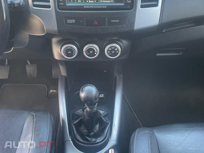 Mitsubishi Outlander 2.0 DI-D Instyle2 4WD