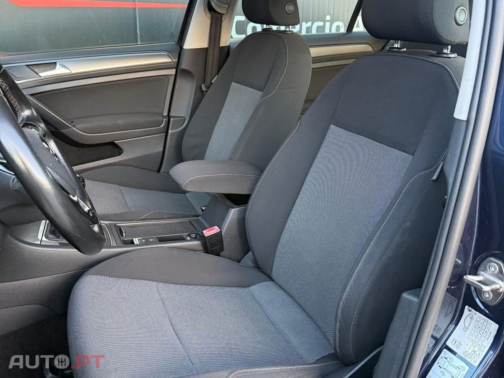 Volkswagen Golf 1.6 TDi Confortline