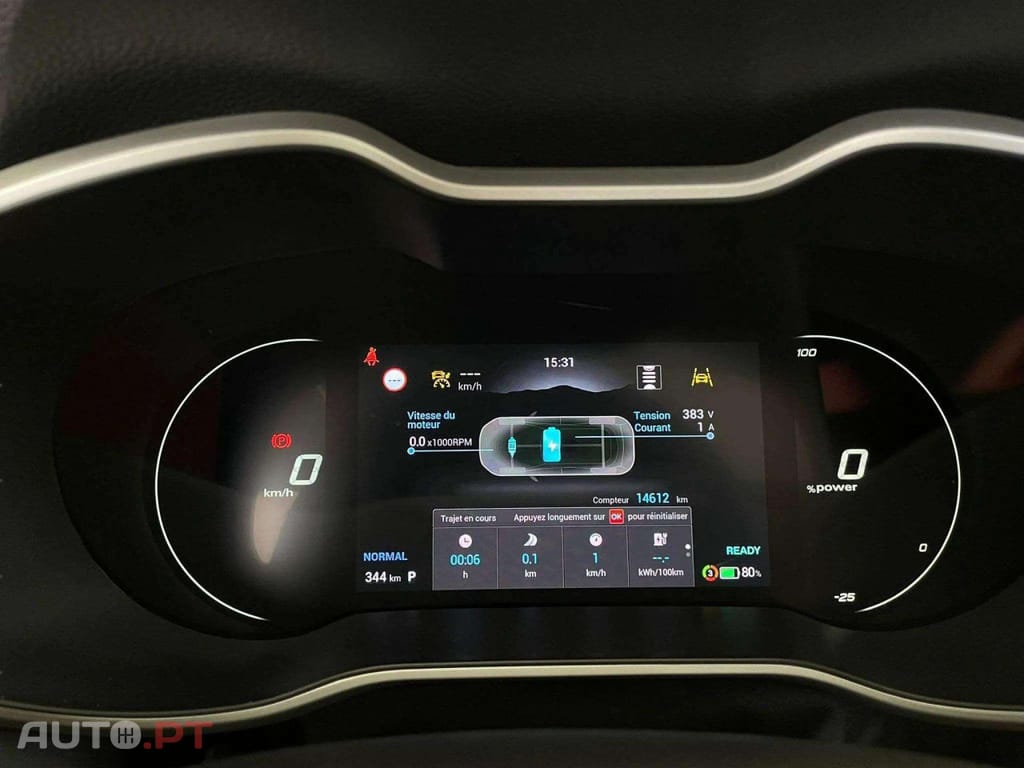 MG ZS EV 72.6 kWh Luxury OBC 11 KW